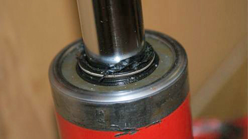 амортизаторы KYB